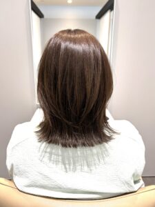 レイヤーボブ×オリーブベージュ💚オオサカ